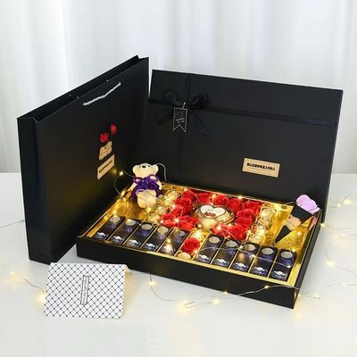 Yaratıcı Sevgililer Günü Hediye Paket Kutuları Dikdörtgen Sert Karton Paket Kutusu