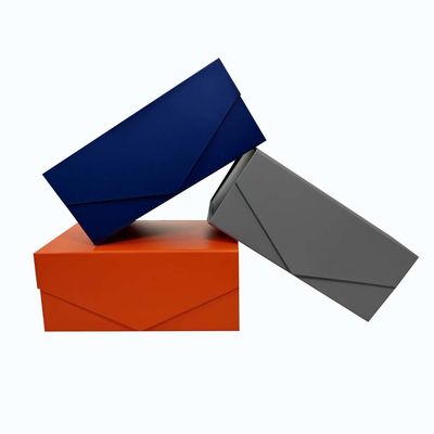 Magnetik hediye kutusu ambalajı için özel logo basılı lüks katı katlanır hediye kutusu