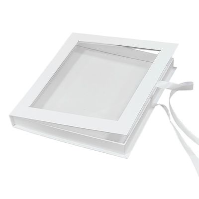 Kapat Kitap Şekilli PVC Açık Üst Pencere Makineli Karton Paket Kutusu Şeritli