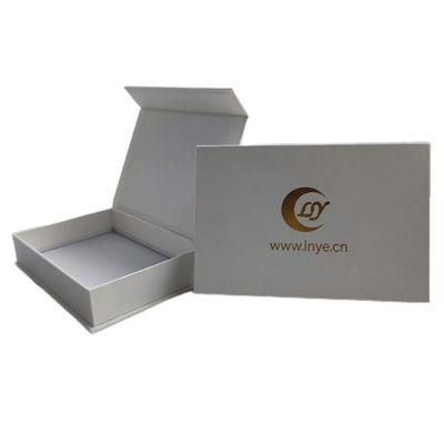 Karton Fildişi Beyaz Gümüş İnci Manyetik Hediye Kutusu Logo Özel Paket Baskı