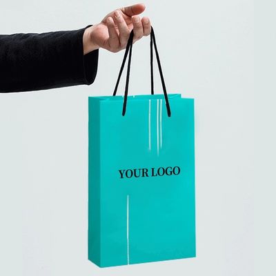 Biyo-degradasyonlu Kraft Kağıt Çantaları Yakalamalarıyla Mükemmel Hediye Perakende Alışveriş Çantaları