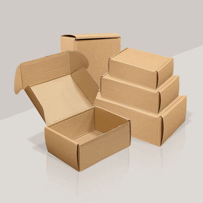 Paketleme Özel Tasarım Kraft Kağıt Dalgalanmış Kutu Posta Paketleme Kutuları