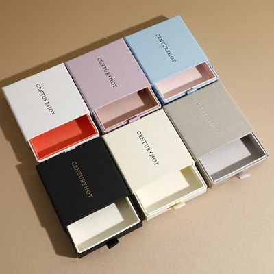 Lüks Mücevher Kutusu Ambalajı Özel Logo Kişiselleştirilmiş Mücevher Hediye Kutuları Zarif ve Üst Düzey Mücevher Ambalaj Kutusu Kadınlar için