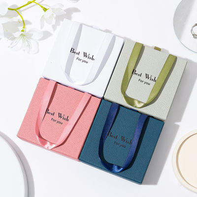 Lüks Özel Baskılı kraft kağıt Küpe ve Kolye Kutuları Kadınlar için Geri Dönüştürülebilir Kağıt Yüzük Kutusu Çevre Dostu Hediye Ambalajı