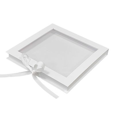 Kapat Kitap Şekilli PVC Açık Üst Pencere Makineli Karton Paket Kutusu Şeritli